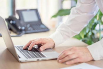 Фотография к новости: Азаматтар қызметті онлайн алғанды ұнатады – Сәрсенов