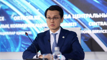 Фотография к новости: Бізде басынан бастап ойлап тапқан платформа жоқ. Мусин «Сбербанкпен» жасалған меморандум туралы айтты