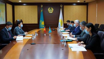 ИИДМ басшысы Қырғызстан елшісімен транзит пен инфрақұрылымды дамыту жайын талқылады