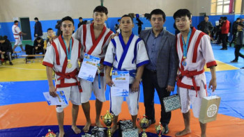 Фотография к новости: Қазақ күресінен Ербол Сыпатаевты еске алу турнирі өтті