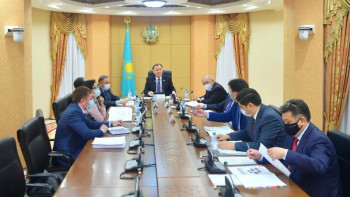 Фотография к новости: Сенатта «Бәйтерек» зымыран кешенін құру туралы заң жобасы талқыланды