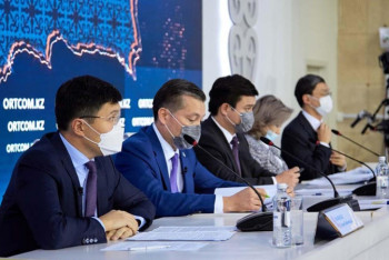 Фотография к новости: Серікқали Брекешев: Көміртегі бейтараптығына қол жеткізу үшін экологиялық мәселені шешу керек