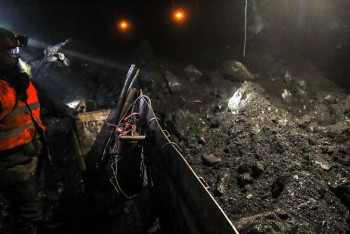 Фотография к новости: Шахтадағы жарылыс. Апат себебін бұрмалауға немесе жасыруға жол бермейміз – министр