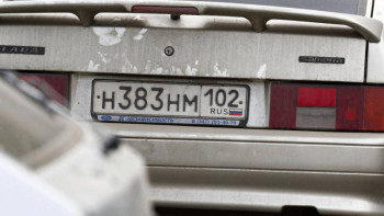 Фотография к новости: Ресейден ұрланған көлікті сатып алған қазақстандықтар не істейді?