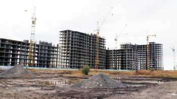 Фотография к новости: Жыл соңына дейін 18 проблемалық нысанның үлескерлері баспаналы болады