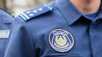 Фотография к новости: Полицияның жаңа формасын түрмеде жазасын өтеушілер тігеді