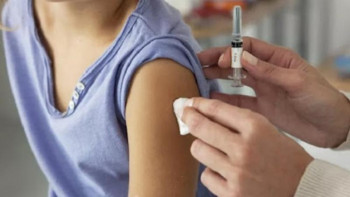 Фотография к новости: COVID-19: Вакцинаны қай жастан бастап салу керектігін кім анықтайды?