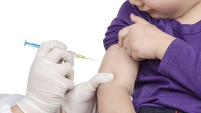 Қандай жағдайда коронавирусқа қарсы вакцина 5 жастан асқан балаға салынады?