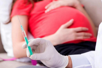 Фотография к новости: Жүкті әйелге салынған вакцина балаға әсер ете ме?