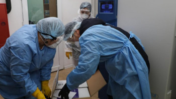 Фотография к новости: Алматы емханаларына Pfizer вакцинасының 50 мыңға жуық дозасы таратылады