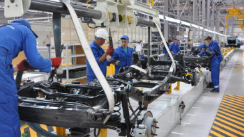 Фотография к новости: Өнеркәсіптегі қауіпсіздік. Небәрі 381 инспектор 9 мыңнан астам кәсіпорынды қадағалайды