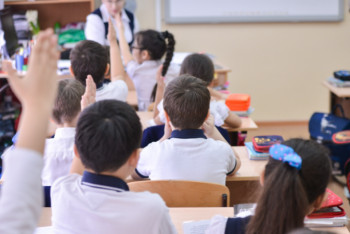 Фотография к новости: Талапты күшейтіп, оқымаған баланы сүйрей беруді тоқтату керек  – мұғалім 