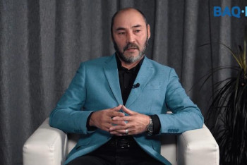 Фотография к новости: Болат Ұзақов. Әртістердің әлеуметтік жағдайы. Театр тілі мен көрермен талғамы