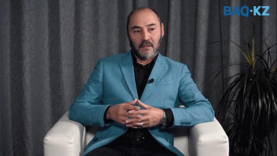 Болат Ұзақов. Әртістердің әлеуметтік жағдайы. Театр тілі мен көрермен талғамы