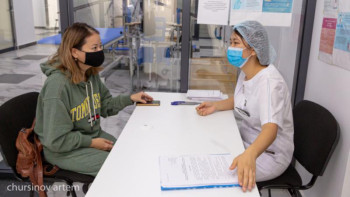 Фотография к новости: Pfizer: Екпе салу пунктінен фоторепортаж