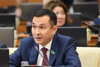 Фотография к новости: Атүсті қарауға болмайды. Депутат Маминге ұлттық жобаларға қатысты сауал жолдады