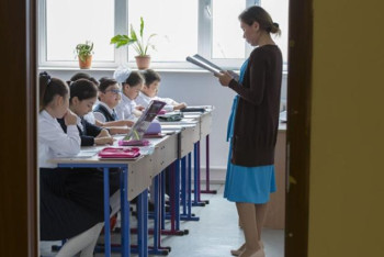 Фотография к новости:  Елордадағы 1200 оқушыға арналған мектепте 4100 жас жеткіншек оқып жатыр – сенатор 