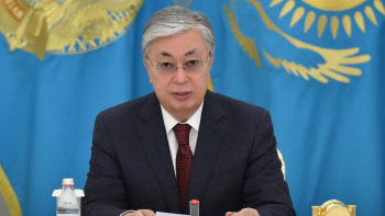 Фотография к новости: Қазақстан ешкіммен жауласпайды. Тоқаев еліміздің қандай жолды таңдағанын айтты