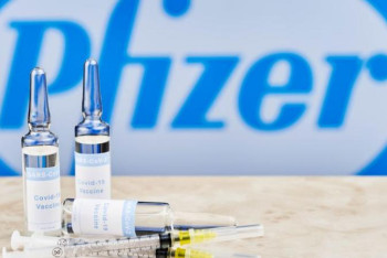 Фотография к новости: Pfizer вакцинасының қауіпсіздігіне күмәндануға негіз жоқ - профессор