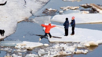 Фотография к новости: Мұзға түсіп кетпес үшін нені білу керек? – Құтқарушылар кеңесі