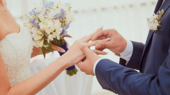 Фотография к новости: Психолог сүрбойдақтар мен кәрі қыздарға не істеу керегін айтты