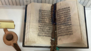 Фотография к новости: Астанада көне кітаптар мен қолжазбалар көрмесі ашылды