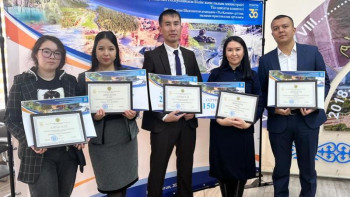 Фотография к новости: «Туризмді қазақша сөйлетейік» республикалық байқауының жеңіпаздары марапатталды