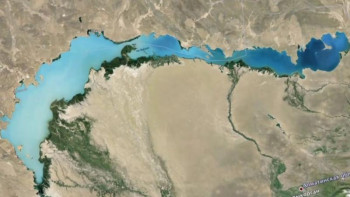 Фотография к новости: Депутаттар Балқаш көлінің таяздау қаупіне алаңдаулы