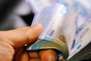 Фотография к новости: Алдағы 4 жылда мұғалімнің жалақысы екі есеге артады