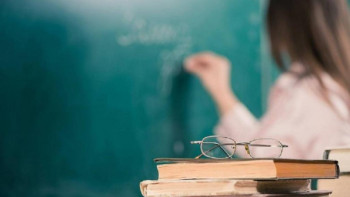 Фотография к новости: Мұғалім ауырмайтындай темір емес қой – ұстаздардың жан айқайы