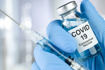 Фотография к новости: Алматыда 3 279 адам Pfizer вакцинасын ақылы түрде алуға өтініш білдірген