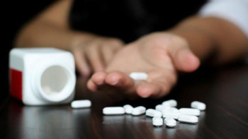 Фотография к новости: Есірткі заттары бар препараттарды сатқаны үшін 3 медицина қызметкері қылмыстық жауапкершілікке тартылды