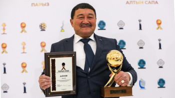 Фотография к новости: Жақсылықтың жақсылығын жалғастырғым келеді – «Парыз» сыйлығының иегері 