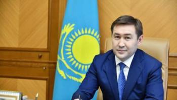 Фотография к новости: Шымкент әкімі Қызылжардағы құрдымға кеткен стадионға қатысты пікір білдірді