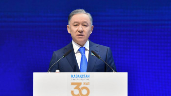 Фотография к новости: Нығматулин: Қазақстан – дүниежүзіне тараған қандастарын бір шаңырақ астына жинаған беделді мемлекет