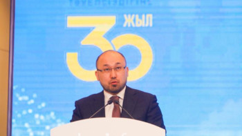 Фотография к новости: ХХ ғасырдың сынағы қазақ үшін өте ауыр болды – Дәурен Абаев