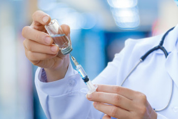 Фотография к новости: Шетелге бару үшін ғана вакцина алса, өздері жауап береді – Есмағамбетова