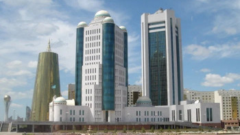 Фотография к новости: Сенат омбудсмен қызметіне қатысты заңды Мәжіліске қайтарды