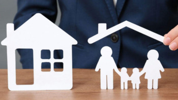 Фотография к новости: Министрлік қызметкерлеріне 20 пәтер берілді - Райымқұлова