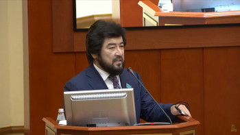 Фотография к новости: Енді депутат ретінде емес, сіздерді сайлаушы ретінде айтатын өтінішім бар – Бекболат Тілеухан әріптестерімен қоштасты