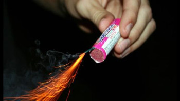 Фотография к новости: Алматы дәрігері пиротехникадан күйіп қалғанда не істеу керегін айтты