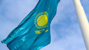 Фотография к новости: Тұрақтылығымыз, мемлекеттігіміз сыналып жатыр - Айдар Әмребаев