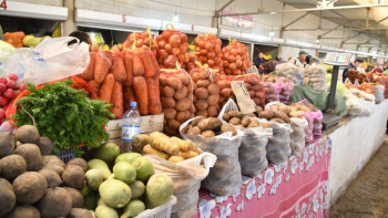 Фотография к новости: Көкшетауда азық-түлік қоры жеткілікті, дүрлігуге себеп жоқ - Ербол Оспанов