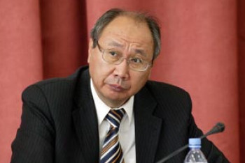 Фотография к новости: Болат Сұлтанов: Президентті қолдау – әрбір казақстандықтың міндеті