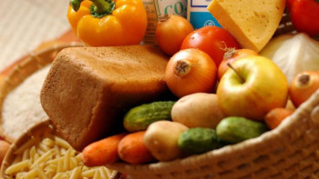 Фотография к новости: Шығысқазақстандық кәсіпкерлер жауынгерлерді азық-түлікпен қамтамасыз етті