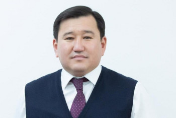 Фотография к новости: Ертеңгі күннің бүгінгіден де нұрлы болуына ықпал ететін құдіретті күш тек білімде – Қасымхан Сенғазыев