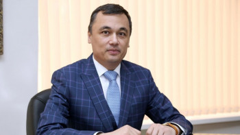 Фотография к новости: Омаров радикалды діни көзқарасты ұстанатындарды дәстүрлі исламға қайтару шаралары туралы айтты 