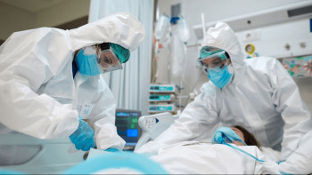 Фотография к новости: Коронавирусты кімдер жиі жұқтырып жатыр?