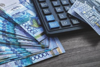 Фотография к новости: Зейнетақының бір бөлігін алу мәселесі: Әлихан Смайылов депутаттардың сауалына жауап берді