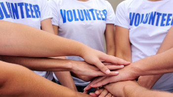 Фотография к новости: Ақмолалық еріктілер полицейлерге көмек көрсетуді жалғастырады